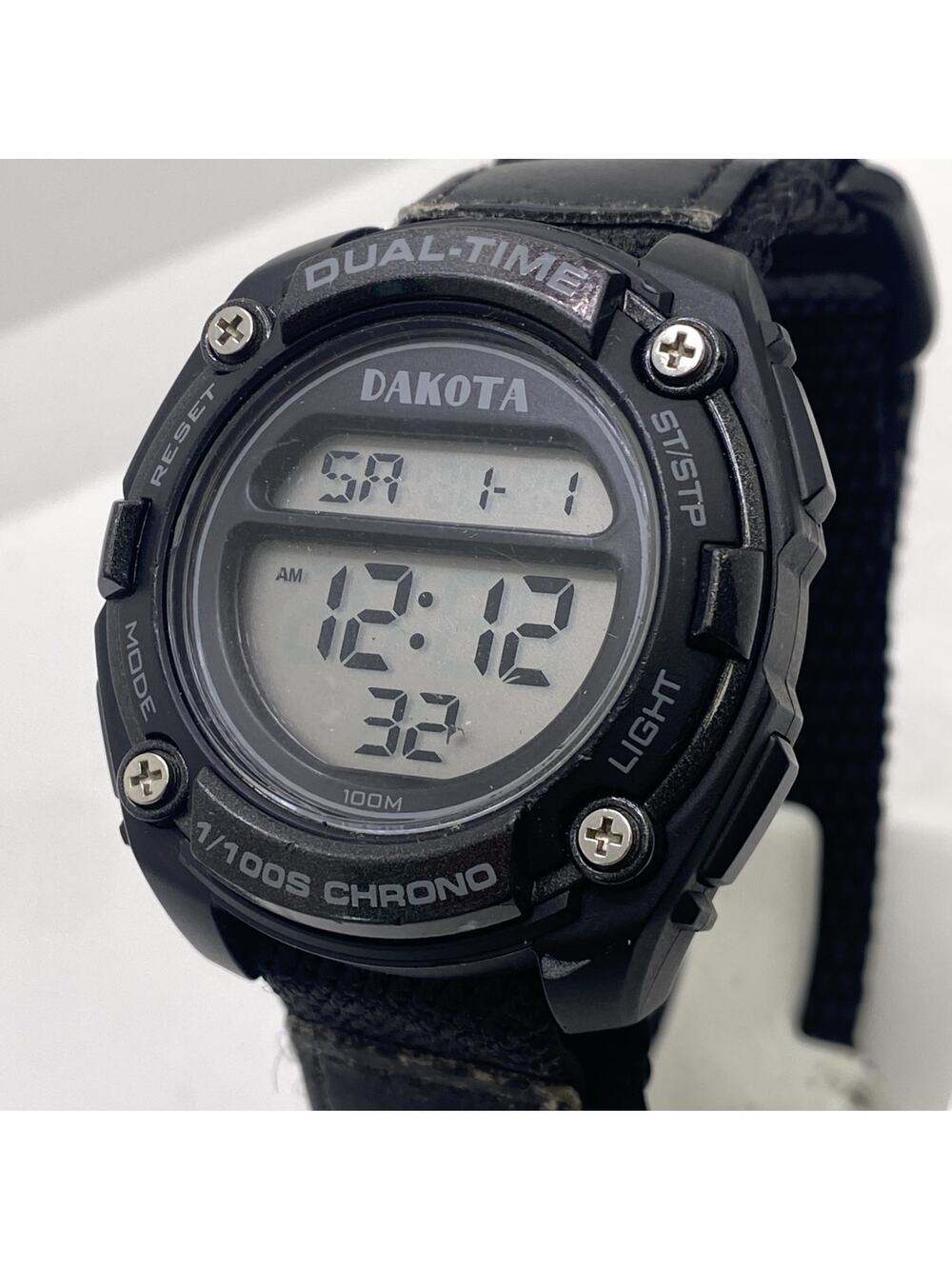 Vintage Dakota Mens Multifunction Sports Fitbess Watch New Battery
